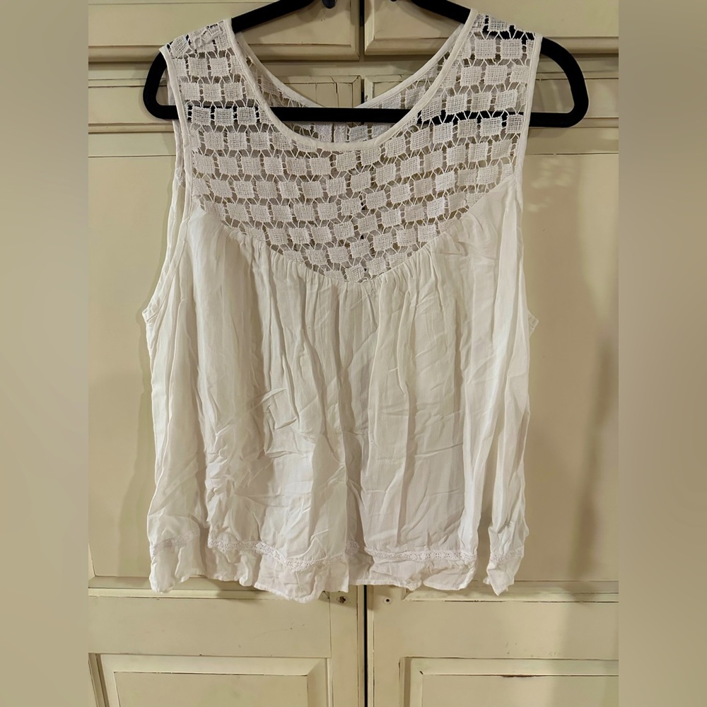 Gorgeous detailed tank